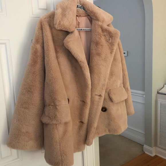 New: Free People x Revolve Kate Faux Fur Oversized Coat. Size Small - Picture 7 of 14